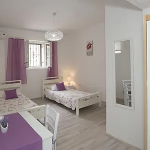 3* Gostinjska kuća Summer Bay